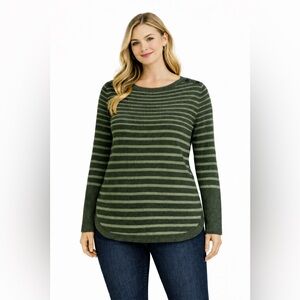 3/$30 - REITMANS Striped Green Sweater
